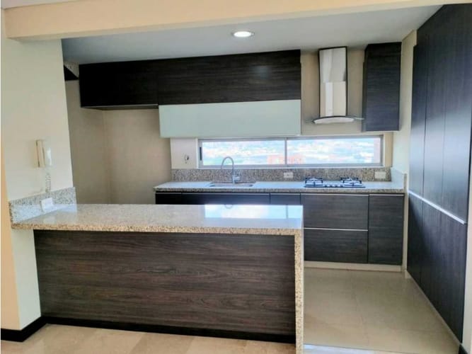 Apartamento de 3 alcobas en venta en Santa María De Los Ángeles, Medellín, 153 m² · foto 5 de 24