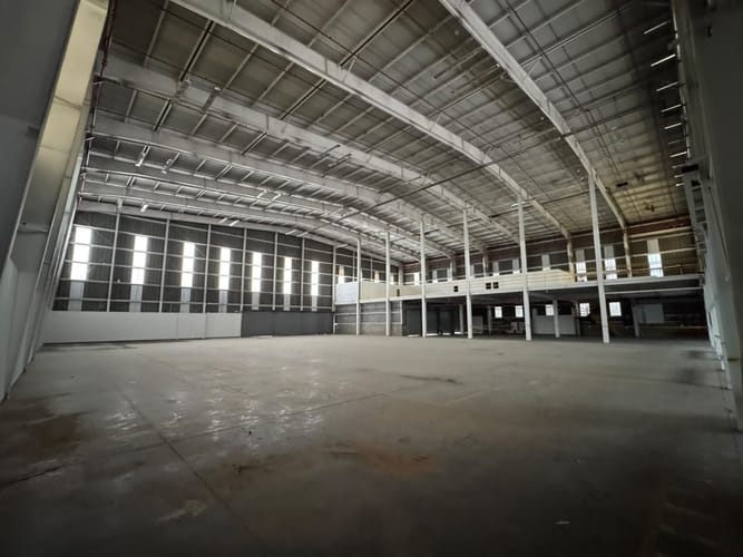 Bodega en arriendo en Mayorca, Sabaneta, 2322 m² · foto 2 de 11