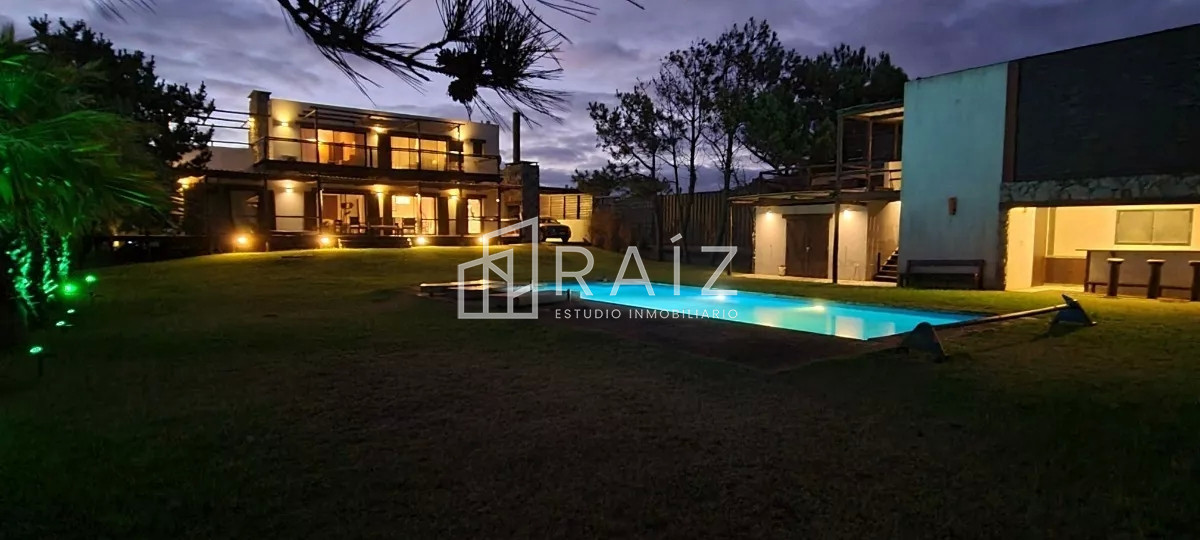 Hermosa casa Con vista al oceano!!!