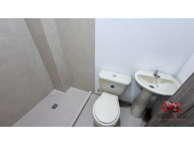 Oficina en arriendo en Manga, Cartagena, 85 m² · foto 6 de 8