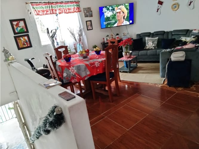 Casa de 8 alcobas en venta en Granada, Armenia, 280 m² · foto 6 de 24