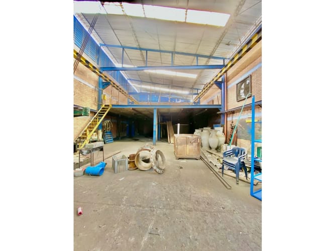 Bodega en venta en Santa Elena, Palmira, 332 m² · foto 2 de 17