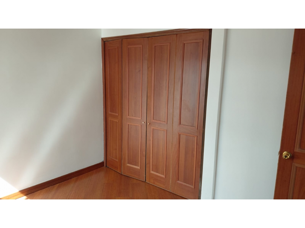 Apartamento en venta en Pontevedra, Bogotá · foto 3 de 24