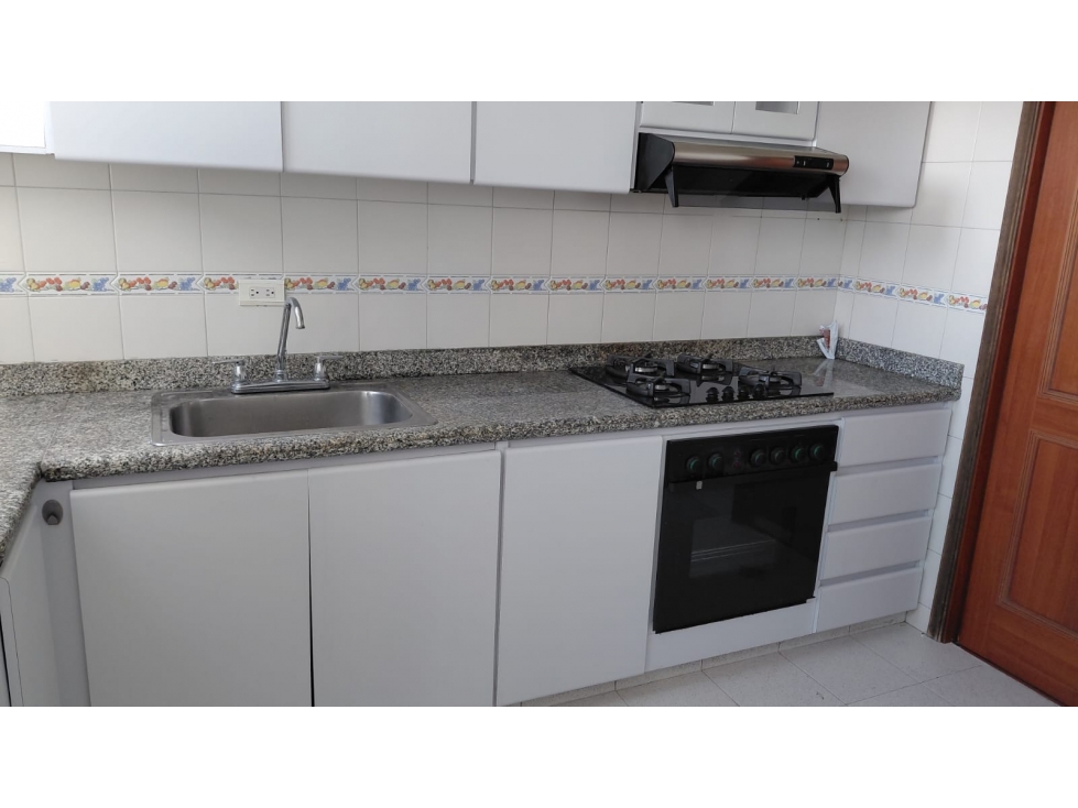 Apartamento en venta en Pontevedra, Bogotá · foto 4 de 24