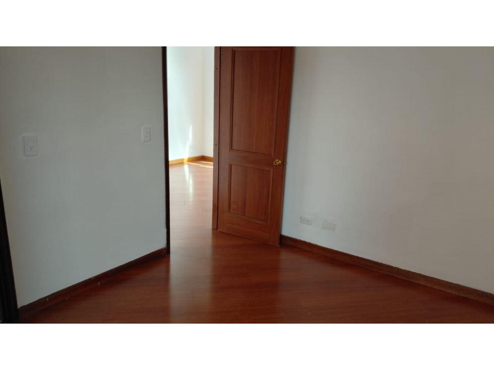Apartamento en venta en Pontevedra, Bogotá · foto 17 de 24