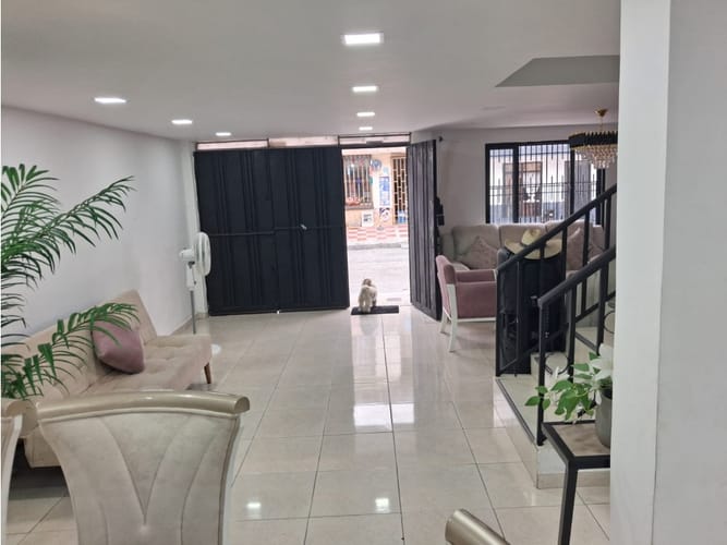 Casa de 3 alcobas en venta en Cr. Brisas Del Bosque, Armenia, 68 m² · foto 3 de 14