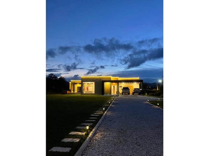 Casa de 3 alcobas en venta en Llano Grande, Rionegro, 350 m² · foto 7 de 12