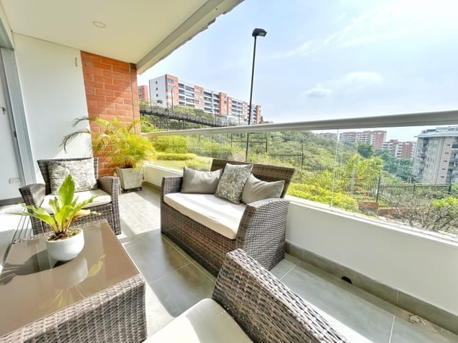 Apartamento de 3 alcobas en venta en Bellavista, Cali, 123 m² · foto 10 de 19