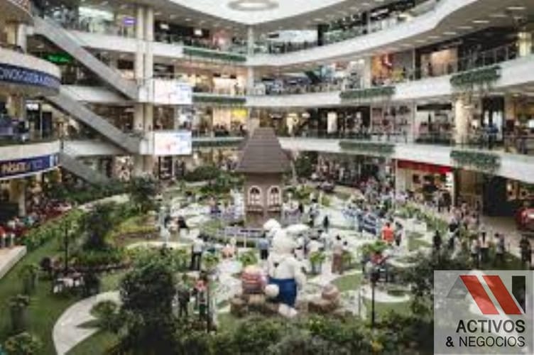 Local en venta en El Poblado, Medellín, 51 m² · foto 3 de 3