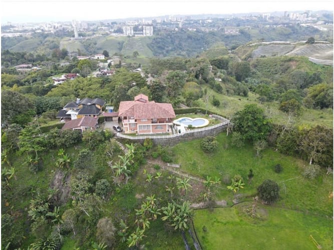 Finca en venta en La Palmera, Armenia, 400 m² · foto 12 de 13