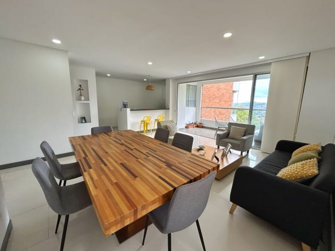 Apartamento de 3 alcobas en venta en Bellavista, Cali, 142 m² · foto 3 de 20