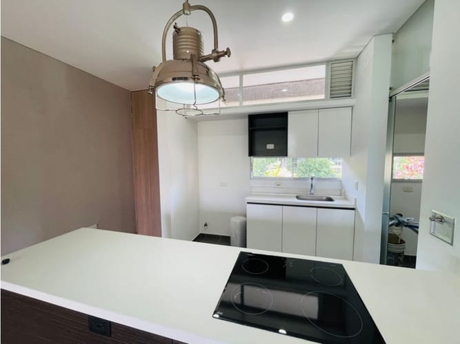 Apartamento de 1 alcoba en venta en La Florida, Medellín, 106 m² · foto 12 de 12