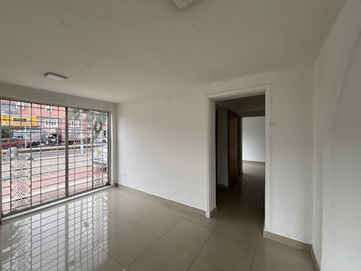 Casa en venta en Galerias, Bogotá · foto 9 de 24