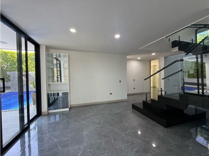 Casa de 5 alcobas en venta en Verde Horizonte, Jamundí, 540 m² · foto 7 de 20