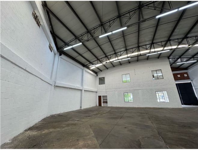 Bodega en arriendo en La Tablaza, La Estrella, 630 m² · foto 5 de 13
