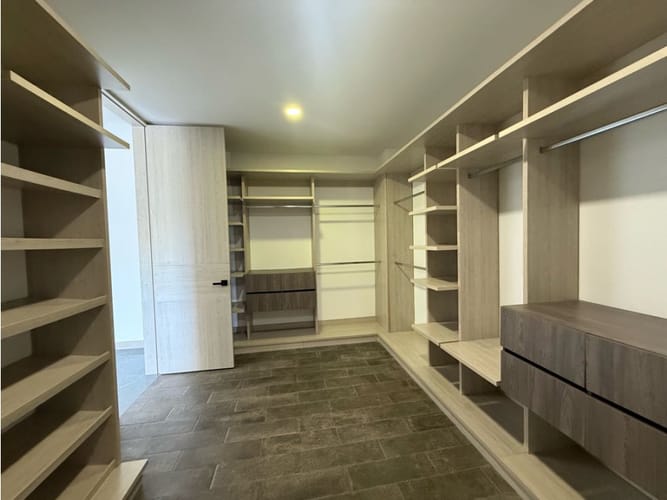 Casa de 5 alcobas en venta en Verde Horizonte, Jamundí, 540 m² · foto 16 de 20
