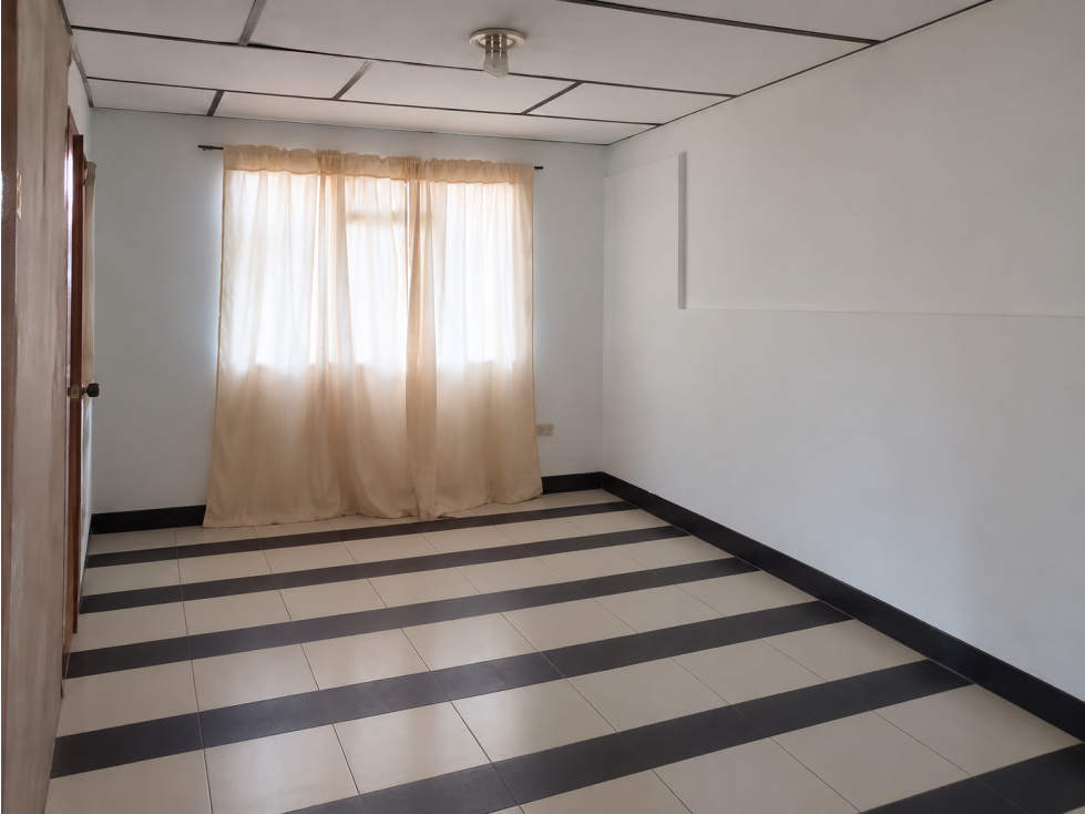 Casa en venta en Ciudad Jardin Norte, Bogotá · foto 4 de 11