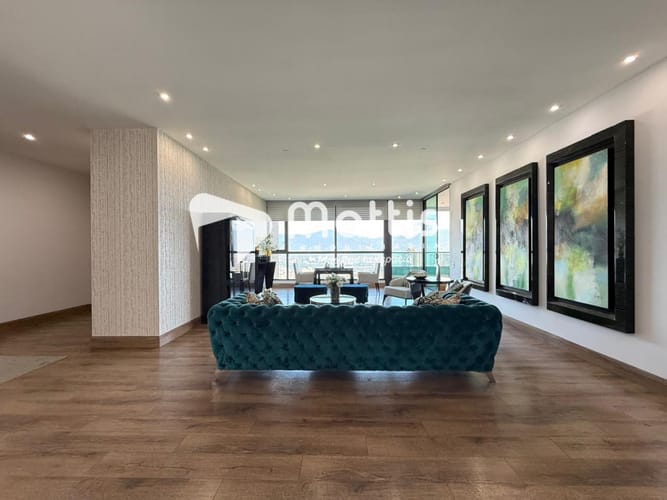 Apartamento de 3 alcobas en venta en Los Balsos, Medellín, 360 m² · foto 8 de 24