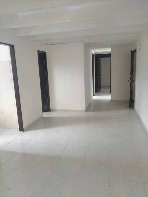Apartamento en venta en Prados Del Norte, Cali · foto 2 de 22