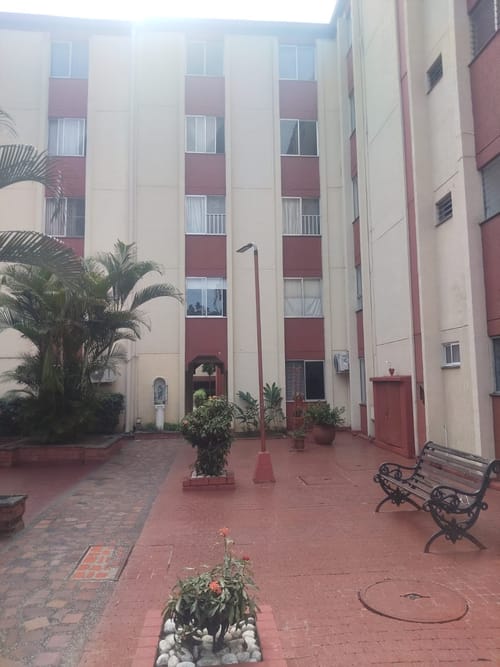 Apartamento en venta en Prados Del Norte, Cali · foto 14 de 22
