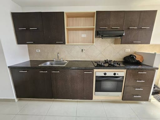 Apartamento de 3 alcobas en arriendo en La Calera, Medellín, 116 m² · foto 21 de 24