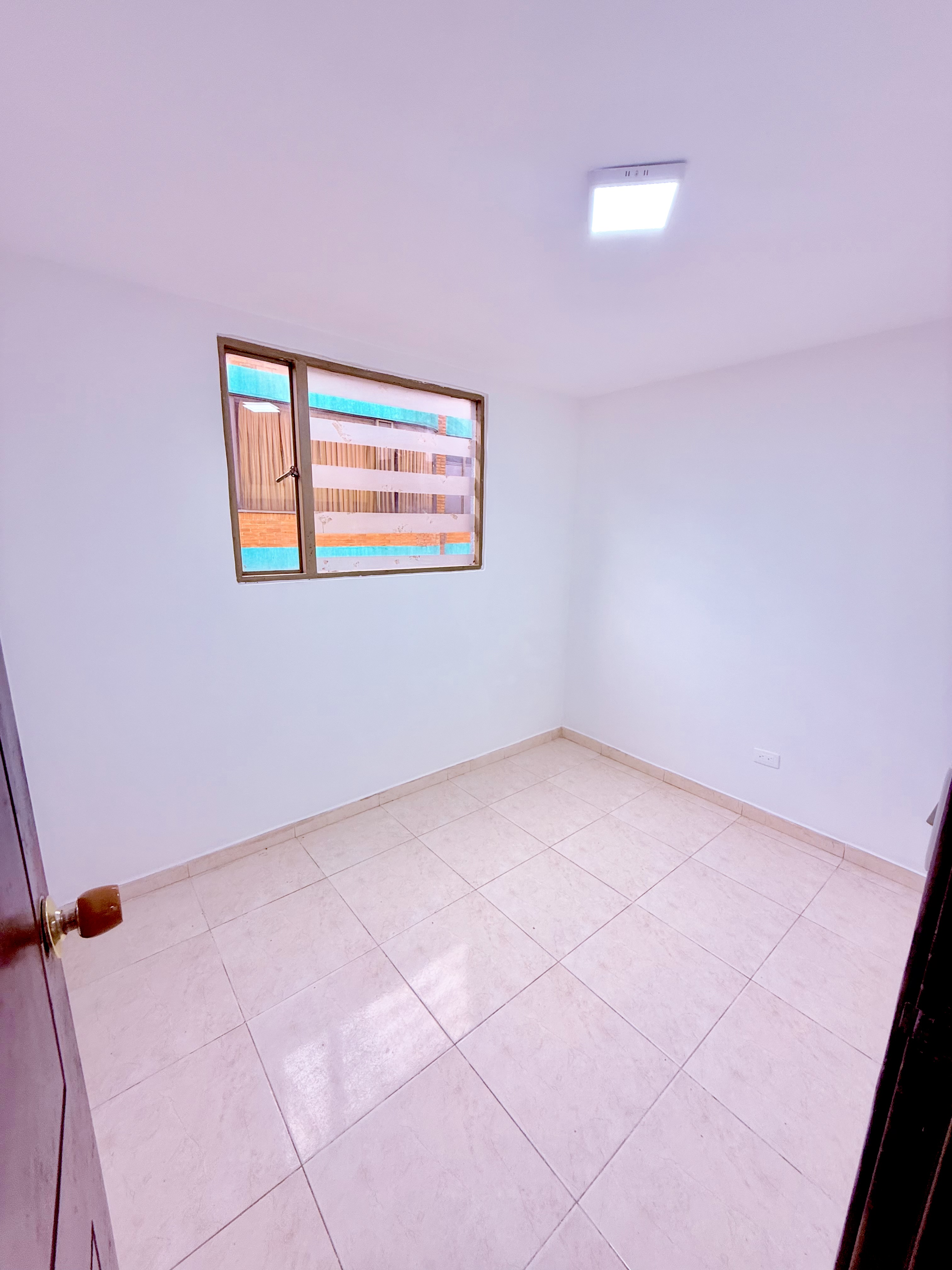 Casa en venta en Fontibon, Bogotá · foto 5 de 16