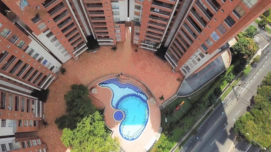 Apartamento de 4 alcobas en arriendo en Astorga, Medellín, 295 m² · foto 22 de 22