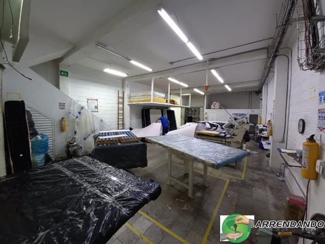 Bodega en venta en Zona Industrial No. 1, Itagüí, 478 m² · foto 6 de 21