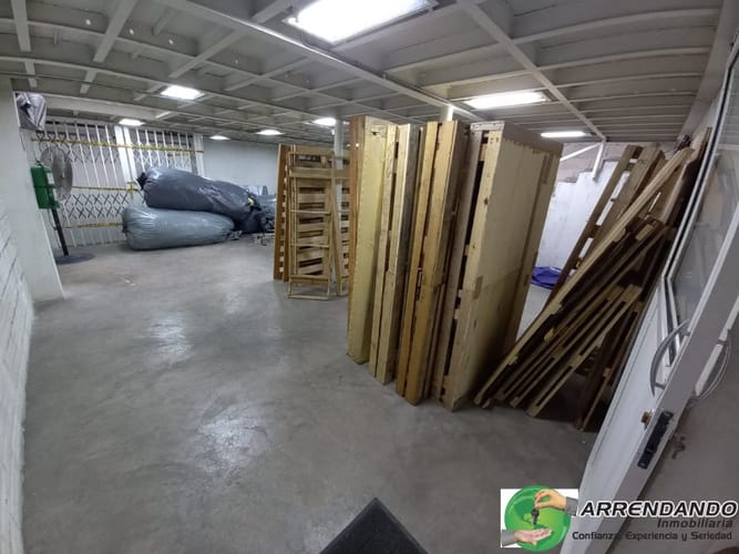 Bodega en venta en Zona Industrial No. 1, Itagüí, 478 m² · foto 16 de 21