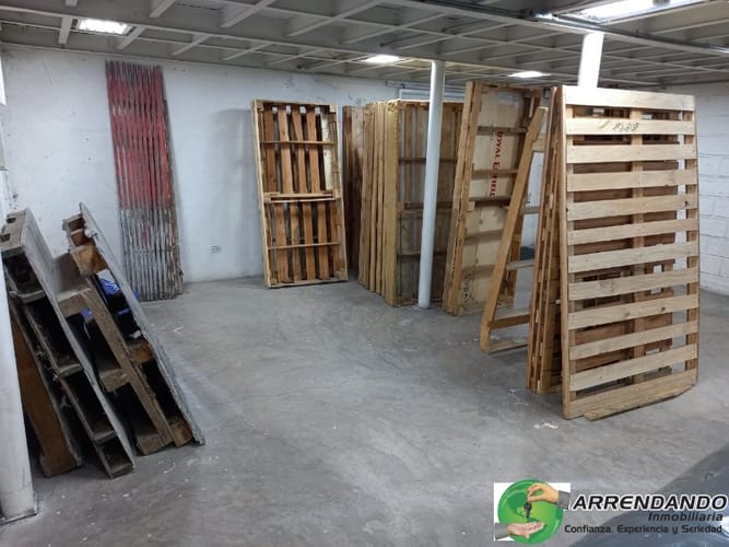 Bodega en venta en Zona Industrial No. 1, Itagüí, 478 m² · foto 17 de 21