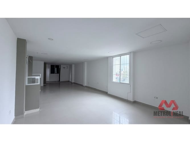 Oficina en arriendo en Manga, Cartagena, 80 m² · foto 3 de 7
