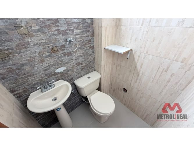 Oficina en arriendo en Manga, Cartagena, 80 m² · foto 6 de 7