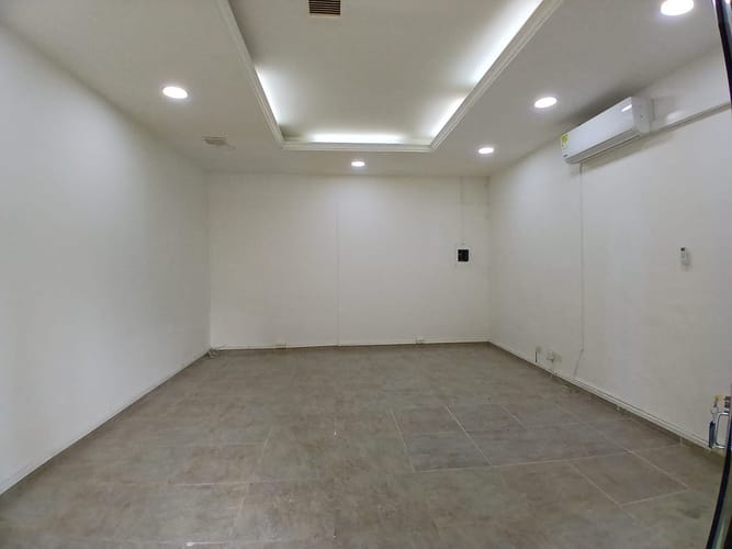 Local en venta en Alejandría, Medellín, 30 m² · foto 2 de 7