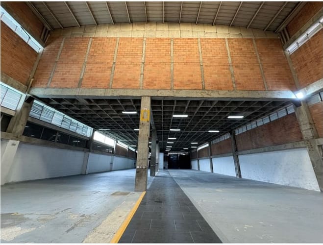 Bodega en arriendo en La Carrilera, La Estrella, 1200 m² · foto 5 de 24