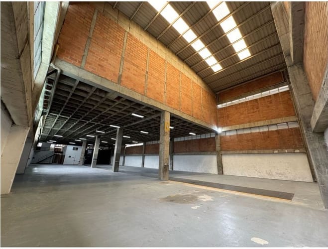 Bodega en arriendo en La Carrilera, La Estrella, 1200 m² · foto 6 de 24