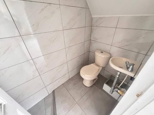 Local en arriendo en Las Margaritas, Itagüí, 30 m² · foto 7 de 9