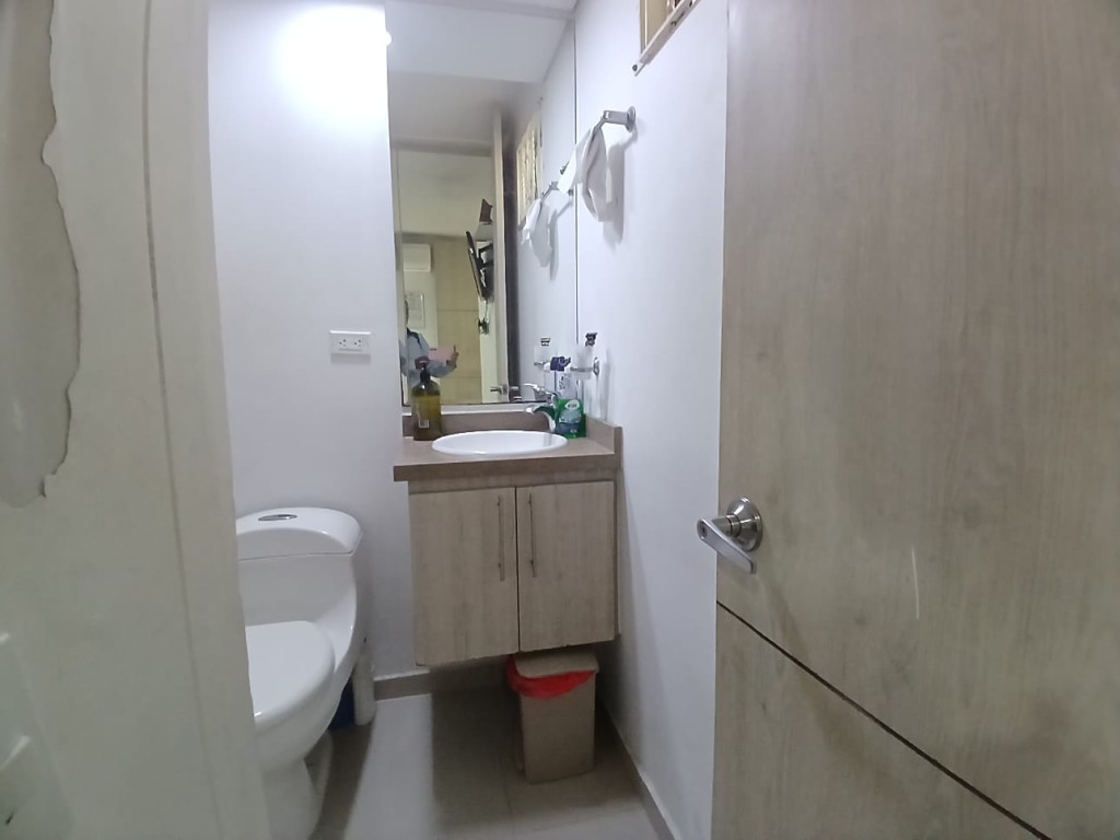 Apartamento en venta en Urbanizacion La Flora, Cali · foto 21 de 24