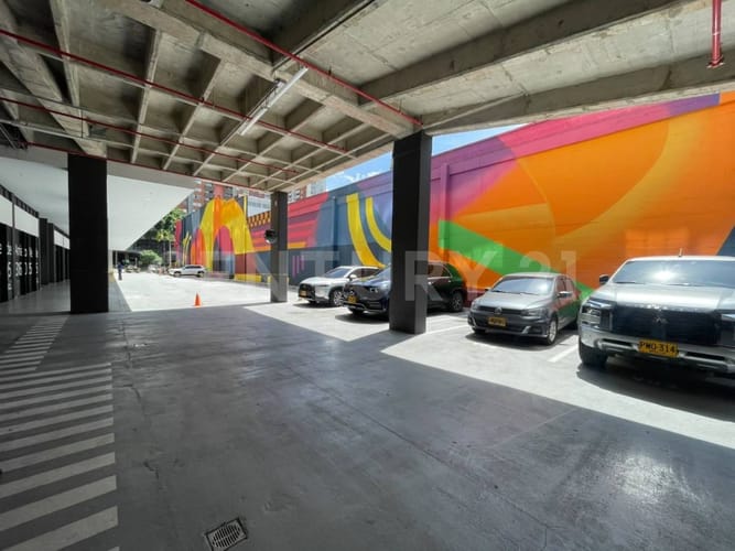 Oficina en arriendo en Los Colores, Medellín, 7 m² · foto 17 de 17