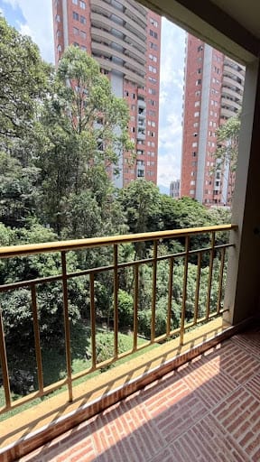 Apartamento de 3 alcobas en venta en Asomadera No.2, Medellín, 57 m² · foto 16 de 24