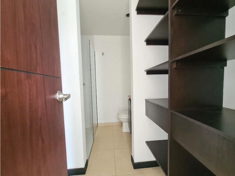 Apartamento en venta en Suramérica, Itagüí · foto 6 de 21
