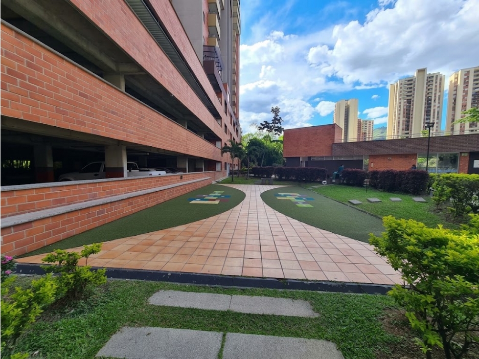 Apartamento en venta en Suramérica, Itagüí · foto 13 de 21
