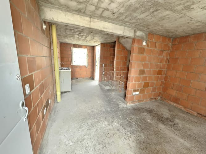 Casa de 2 alcobas en venta en El Carmelo, Candelaria, 80 m² · foto 2 de 13