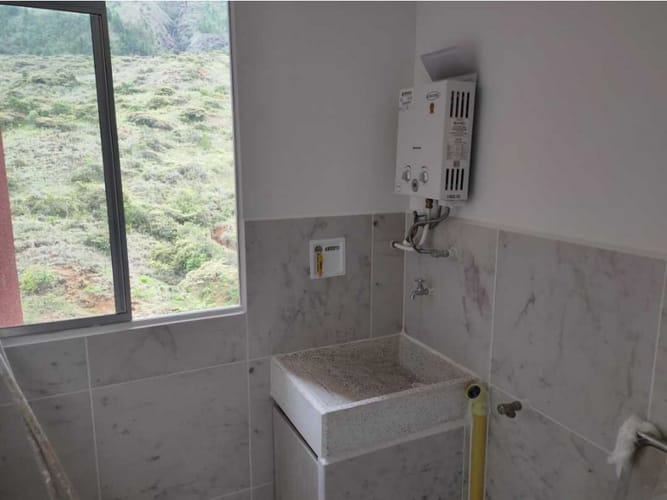 Apartamento de 3 alcobas en venta en Bellavista, Bello, 48 m² · foto 10 de 10