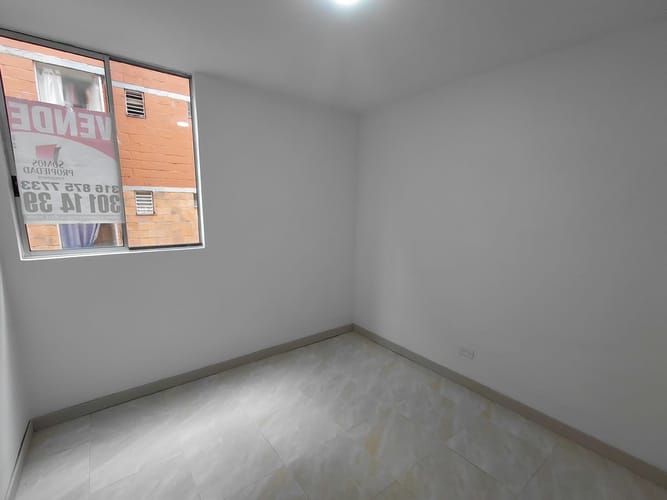 Apartamento de 3 alcobas en venta en Maria Auxiliadora, Sabaneta, 55 m² · foto 13 de 18