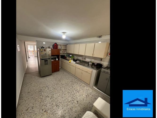 Casa de 3 alcobas en venta en Santa Fe, Medellín, 100 m² · foto 7 de 11