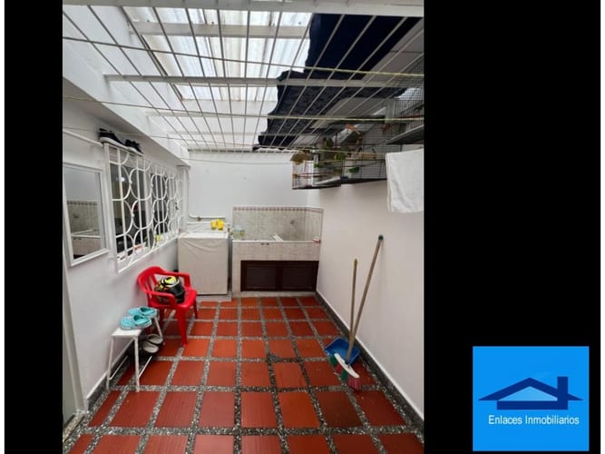 Casa de 3 alcobas en venta en Santa Fe, Medellín, 100 m² · foto 9 de 11