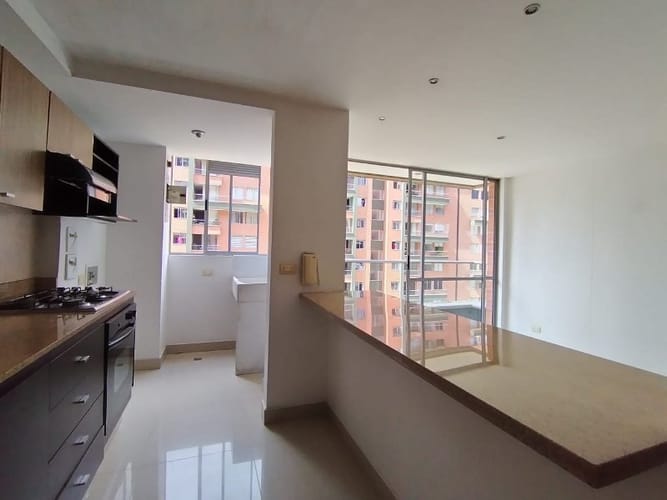 Apartamento de 2 alcobas en arriendo en Ciudad Del Río, Medellín, 80 m² · foto 4 de 21