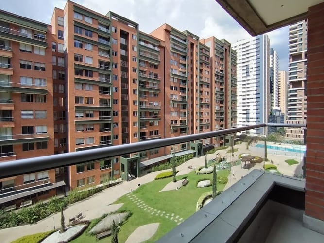 Apartamento de 2 alcobas en arriendo en Ciudad Del Río, Medellín, 80 m² · foto 19 de 21