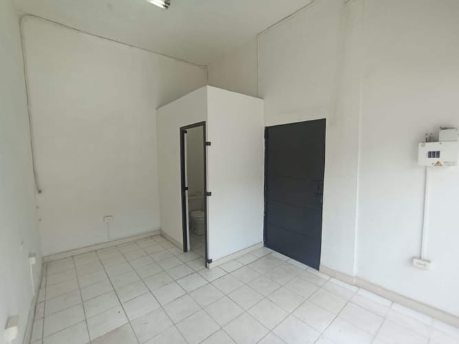 Local en arriendo en San Juan Bosco, Cali, 13 m² · foto 6 de 11