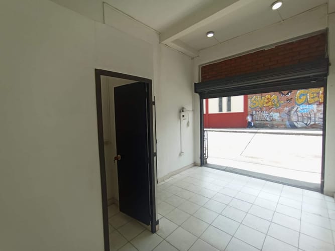 Local en arriendo en San Juan Bosco, Cali, 13 m² · foto 8 de 11